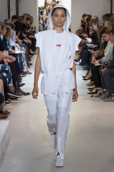Look 8